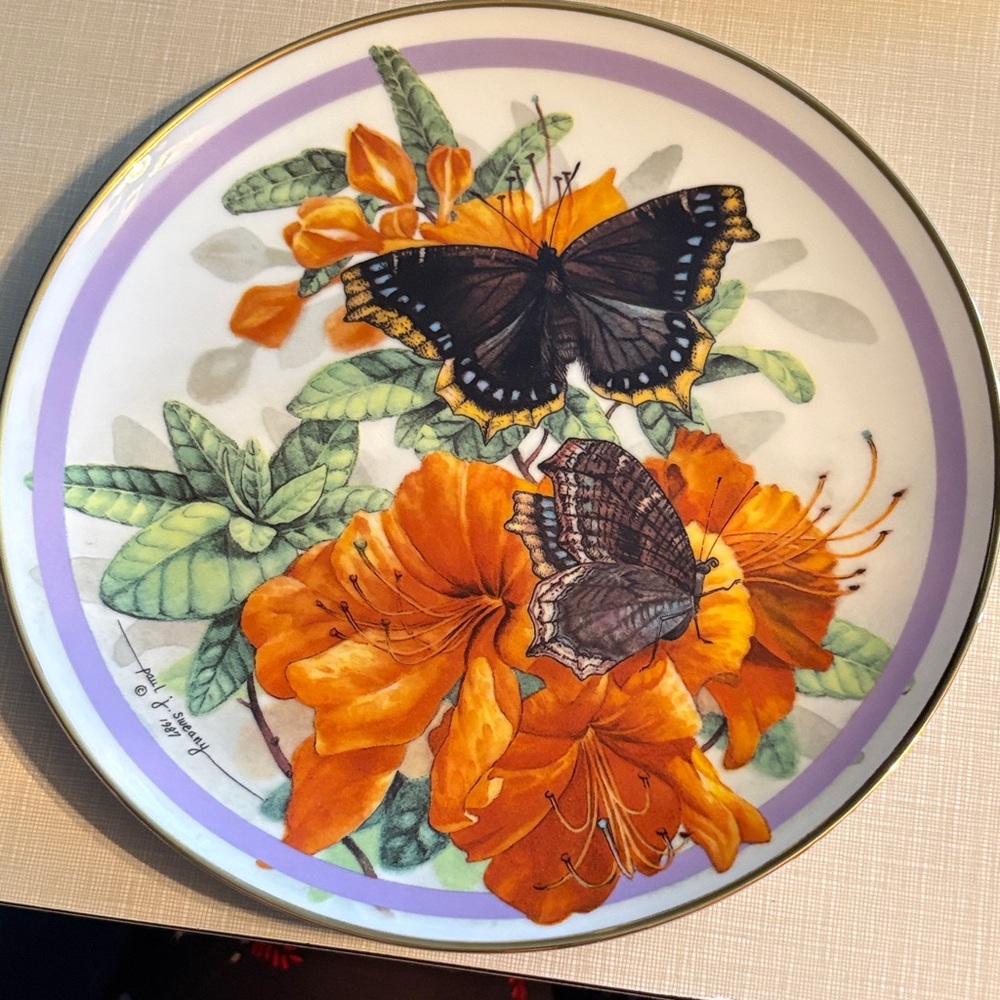Morning Cloak Floral Butterfly Decorative Plate. Plate number 4169.